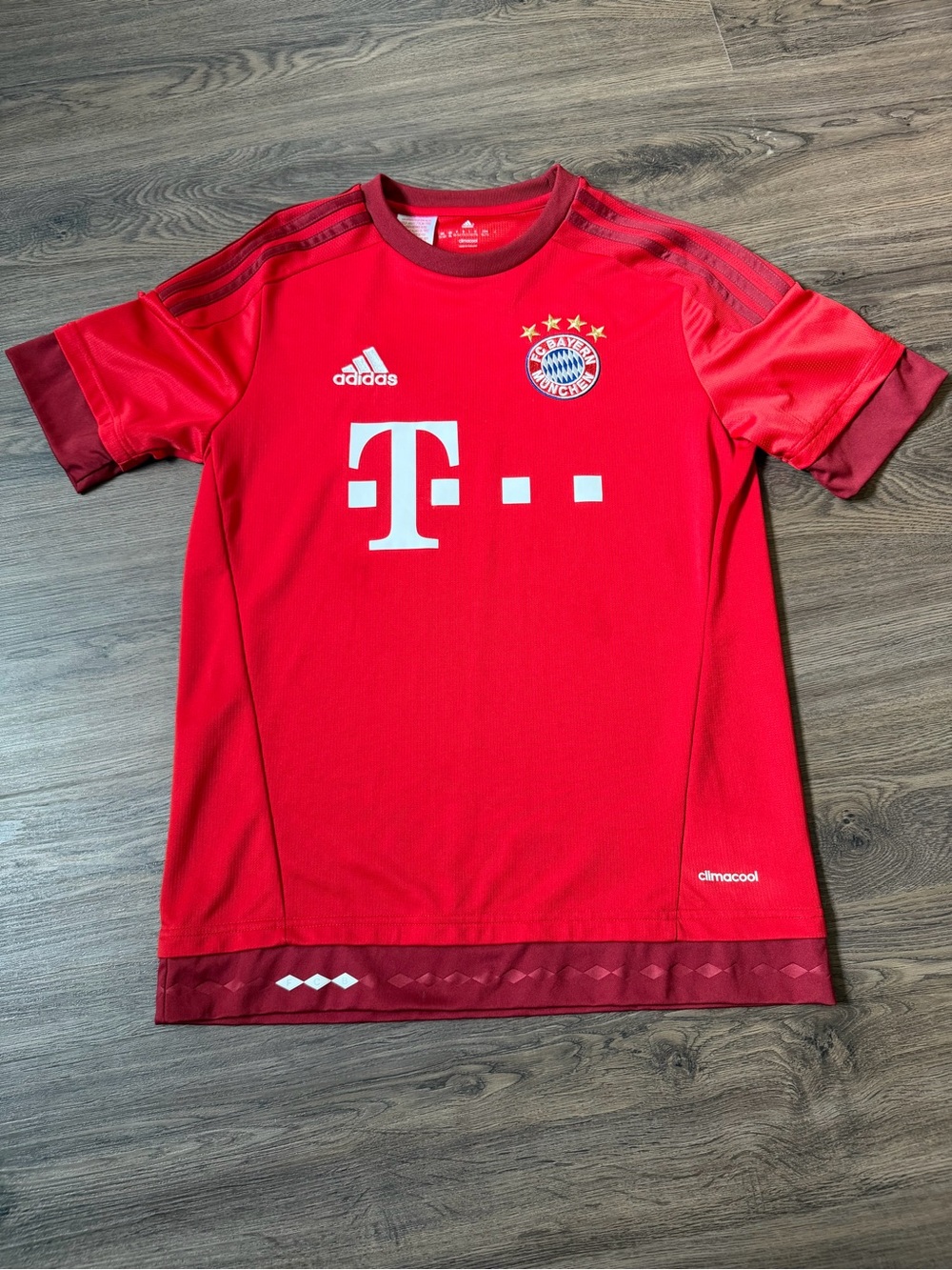 Bayern Munich 2015/2016 Home Jersey Football Soccer Shirt Adidas Youth Size XL